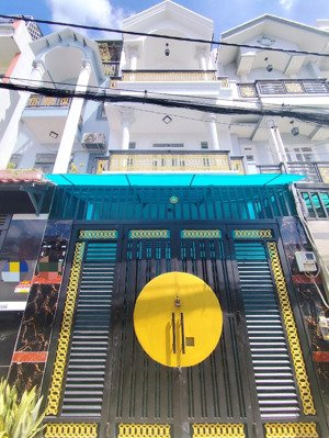 nhà 4 tầng btct tặng full nội thất xịn xò - 60m2 - xe ô tô ngủ trong nhà - gần chợ hiệp thành