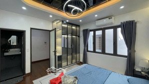 sở hữu ngay tổ ấm 5 tầng lô góc, xây mới 100%, 3 phòng ngủ khép kín cho cả gia đình.