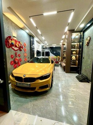 chủ tặng full nội thất - nhà đẹp lạc long quân - hẻm xe tải tránh