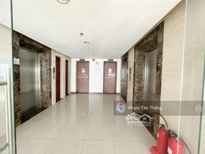 cần cho thuê 1 sàn hoặc nguyên tòa nhà đoạn sầm uất nhất lê hồng phong, gần 600m2