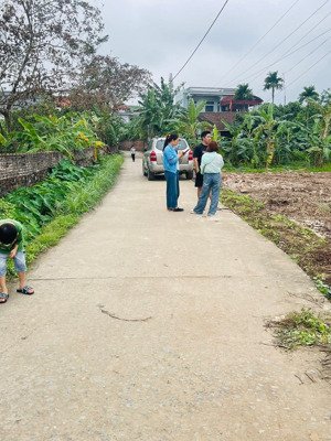 bán đất phú lưng lương tài dt 840m mt 70m ô tô thông cách thị trấn thứa 3km gần dự án vin sân bay