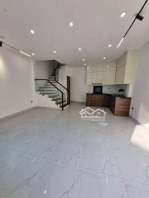 nhà mới ngọc hồi 20m ra phố ở ngay