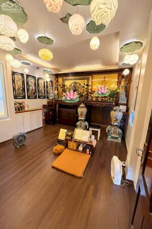 CHÍNH CHỦ CẦN BÁN GẤP NHÀ KIM MÃ PHỐ VIP BA ĐÌNH FULL NỘI THẤT 47M X 5 TẦNG MT 4,3M 13,75 TỶ