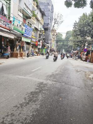 BÁN GẤP NHÀ LA THÀNH TT BA ĐÌNH KD VỈA HÈ Ô TÔ TRÁNH 1 MẶT PHỐ 1 MẶT NGÕ 92M X 3 TẦNG 50 TỶ.