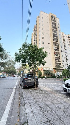 bán nhà gia thụy long biên 70m2, gần tiểu học gia thụy, phù hợp mở trung tâm đào tạo, giá 27.5 tỷ