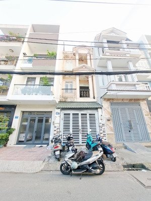 bán nhà nguyễn hữu tiến-72m2-3tầng btct-đường 8m có lề-6pn-nhỉnh 8tỷ