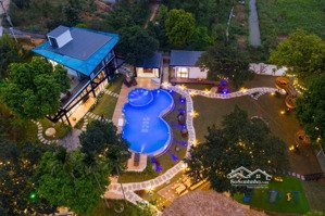 cc bán biệt thự nghỉ dưỡng yên bài hn-hồ bơi sân bóng view hồ dt 2120m fill đồ giá chỉ 23 tỷ