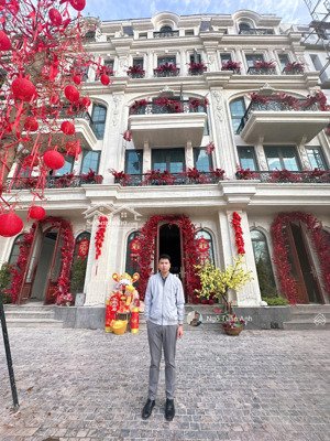 độc quyền: em tuấn anh bán liền kê đường 24m kinh doanh tốt gần kđt tân tây đô