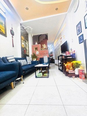 bán nhà hẻm xe hơi vườn chuối q.3, 4 tầng, có ban công và sân thượng, chỉ 7.x tỷ