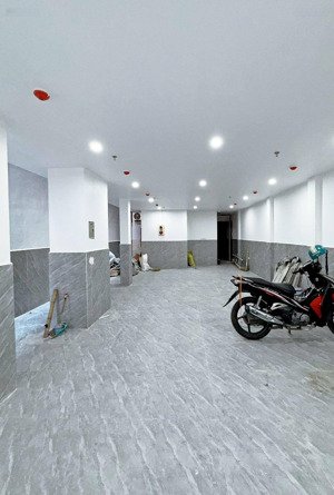 bán nhà văn cao ba đình dt 99m x 6t x mt 5,8m giá 23,5 tỷ có thương lượng