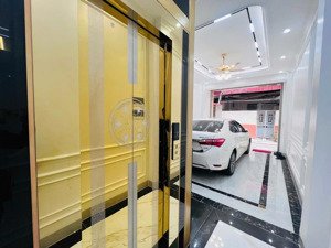 phân lô ô tô tránh vào nhà - ngõ thông tứ tung - 6 tầng thang máy - kinh doanh tốt tặng nội thất.