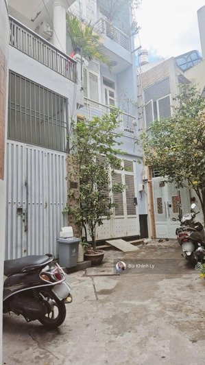 phú nhuận thích quảng đức- liền kề khuvip phan xích long ngang 4,5m 3 tầng btct