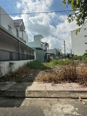 ra tết ngộp tiền chính chủ cần bán đất thổ cư ở tân trạch - cần đước . 89m/ 630tr, shr. 