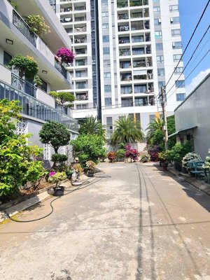 bán lô đất kdc đ. gò cát, ngay sau chung cư ricca, p. phú hữu, quận 9