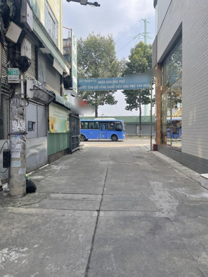 cư xá lữ gia - xe tải đỗ cửa - ngang 8m cực đẹp - ngay trường đh bách khoa - xây biệt thự cực đẹp