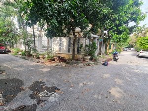 bán căn góc 2 mặt tiền diện tích 140m2 x 4.5 tầng tại khu đô thị đền lừ, đã hoàn thiện đẹp, sđcc