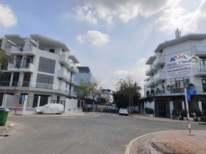 nhà 4 tầng khu đô thị mới xuân thới đông ngay ql22 và nhà ở hqc chợ đầu mối