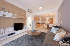 bán căn hộ parcspring 2pn dt 68m2 giá 4,2 tỷ nhà có nội thất , đã có sổ lh nhung