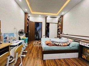 bán gấp nhà đẹp phố bạch mai -hbt gần chợ mơ :47.6m2 5 tầng 6 ngủ chỉ nhỉnh 10 tỷ