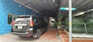 cho thuê mb siêu đẹp mặt đường láng, phường láng. dt 1400m2. mt 20m. giá 200k/m2. lh 