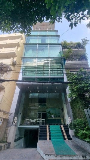 bán tòa nhà vp đường cộng hòa, tân bình - dt: 6.2 x 31 - 5 tầng - hđt: 180 triệu/th - giá: 36 tỷ