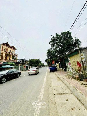 chính chủ bán nhà 166,9m2, sẵn kinh doanh, ngay trục đường chính vào hồ đại lải