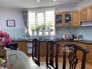 bán căn hộ 3 phòng ngủ 130m2 chung cư ct văn khê. nhà đẹp giá tốt