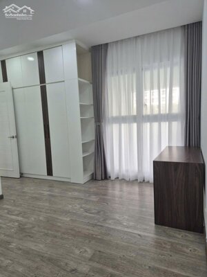 Bán CHCC Happy Valley, DT 85m2, Thiết kế 2 phòng ngủ, 2 toilet, giá bán tốt 8,1 tỷ