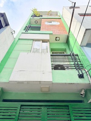 hẻm 5m đường vườn chuối q3. 4 tầng đúc btct. giá 7.8 tỷ tl