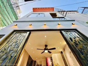 bán nhà mới đầy đủ nội thất kế bên ubnd quận gò vấp - chợ hạnh đông tây