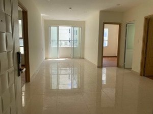 căn 3pn mới cần bán. chỉ 2,790 tỷ k phát sinh thêm & không ảo. lh : xem nhà