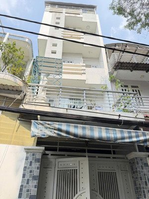 chính chủ cần bán gấp nhà riêng giá rẻ 5 tầng -52m2 3pn,4wc tân bình hồ chí minh chỉ với 9 tỷ 500