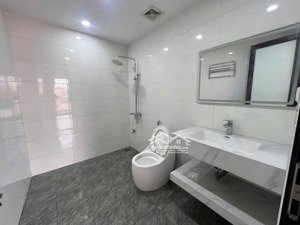 chính chủ bán nhà phố hoàng như tiếp, long biên 45m2, 6 tầng thang máy 11tỷ8