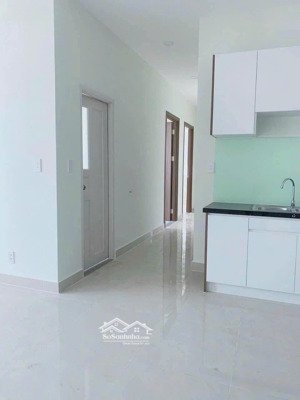 kẹt tiền bán căn nhà tâm huyết giá cực tốt 85m2, 3pn bao hết + 5% sổ view đông nam