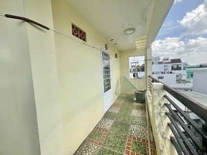 nhà 5.5m x 25m - xây 4 tầng - hxh - đường thống nhất - bán 9.7 tỷ