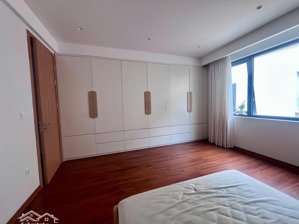 bán nhà cọ xanh hoàn thiện 5 tầng xịn 80m thang máy hướng đông nam chỉ 14,5 tỷ bao phí