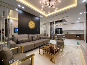 cho thuê chcc sun grand city 69b thụy khuê, tây hồ, 150m2, 3pn, đủ đồ, view hồ tây . lh 
