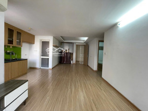 bán căn hộ 58.5m2 tòa thương mại, kđt đặng xá. giá 3.35 tỷ