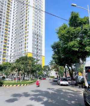 chính chủ bán đất mặt tiền phan bội châu, dưới chân chung cư bcon