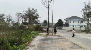 300m2 siêu đẹp ở trung tâm nga sơn thanh hóa giá 35tr/m2 chính chủ