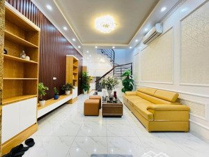 khu phân lô hoàng diệu 2 - 4 tầng kiêng cố - giá 10 tỷ