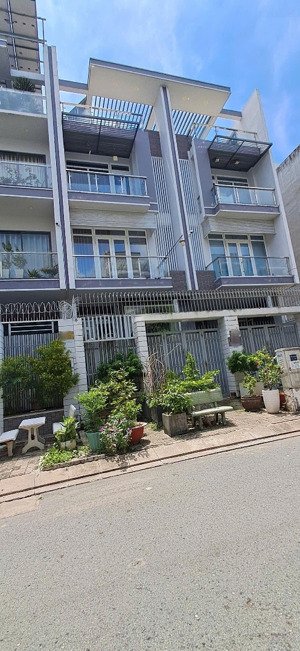 bán nhà 5 tầng 10 x 19 kdc dương hồng garden house, mizuki park, gần parc mall cao lỗ, q8