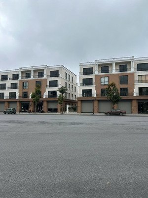 bán cặp shophouse với nhiều ưu điểm nổi bật- thích hợp mở nhà hàng, công ty...