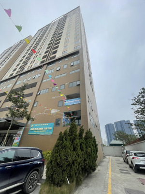 chính chủ cho thuê 200m2 sàn tầng 4 chung cư tây hồ river view tại an dương vương giá 8tr