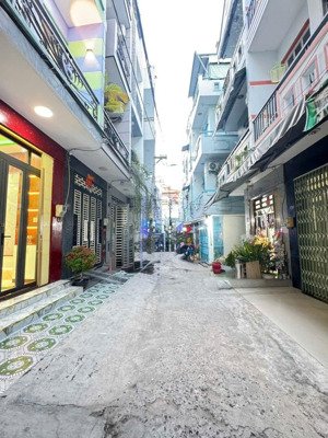 bán nhà hẻm xe hơi đường mễ cốc p15 q8