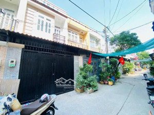 nhà mới tinh pháp lý chuẩn hẻm xe tải thông vào ở ngay