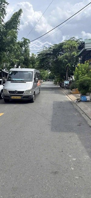 bán đất mt ht26 giáp bến xe buýt giáp chợ giãn dân