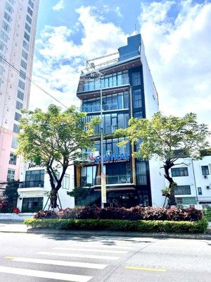 toà văn phòng: 7 tầng mặt tiền trần hưng đạo, sơn trà