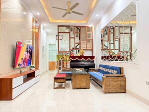 Bán Nhà Phố Nguyễn Viết Xuân – Gần Phố, 45m², 4 Tầng Nhà Đẹp Ở Ngay – Giá 14.3 Tỷ