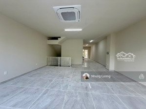 cho thuê nhà mớí hoàn thiện 100%, nhà đẹp, máy lạnh thang máy đầy đủ, hầm riêng